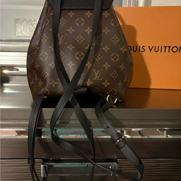 LOUIS VUITTON
Montsouris NM Monogram Canvas Leather Backpack Black - Picture 4 of 10